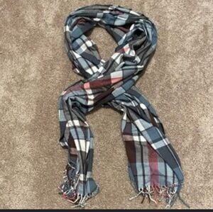 Women's Gap Plaid Scarf
